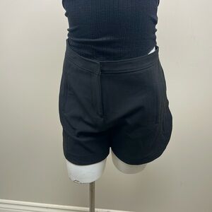 🎀 TIBI classic black shorts 8 euc very well made